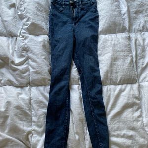 hollister skinny jeans
